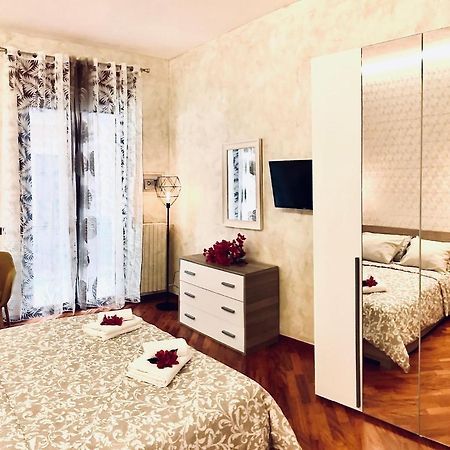 Salerno Historic Center Lovely Flat Exterior foto